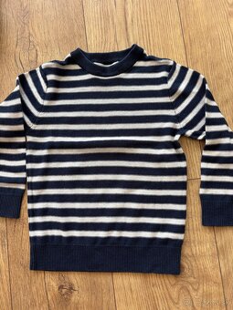 Svetre veľ. 104 - 3