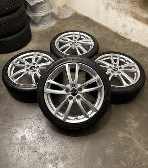 Zimná sada 5x114,3 R18 , 225/40/18 KIA Ceed , Huyndai Mazda - 3
