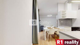 Jedinečný 3 izbový byt 64 m2+ 8 m2 balkóny + parking, Piešťa - 3