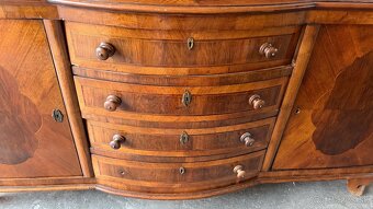 Starý príborník / komoda z masívu – orech, intarzia - 3
