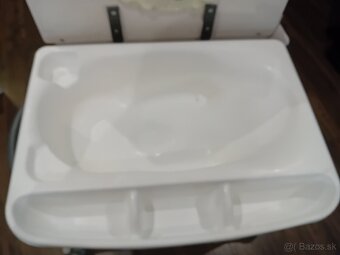 Prebaľovací pult s vaničkou - 3