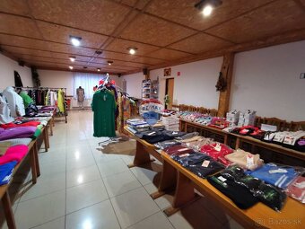 Zrekonštruovaná 2 podlažná obchodná budova, 1200m2, Dlhé nad - 3