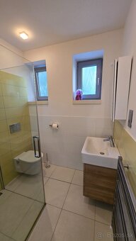 🏡 Prenájom rodinného domu – Zobor, Kamenná 55 - 3