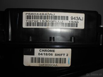 Budiky Chrysler 300C / automat / - 3