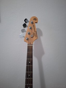 Predám basovú gitaru SX - 3