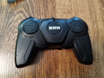 Auto na diaľkové ovládanie - 3