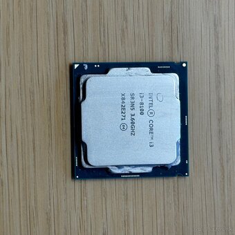 Intel Core i3-8100 4 jadra 3.6GHz LGA1151 - 3