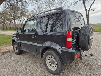 Suzuki JIMNY r.v. 2013, 58 080 km, čierna metalíza - 3