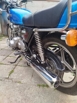 Suzuki GS 550 - 3