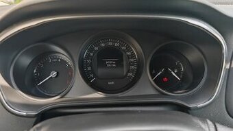 Renault Megane IV GrandTour v TOP stave - 3
