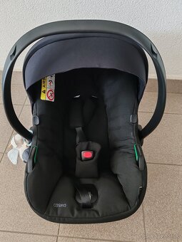 Autosedačka Cosmo so základňou - 3