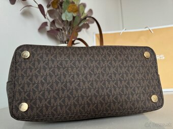 Michael Kors Jet Set large kabelka - 3