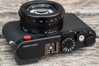 Leica D-Lux 8 - 3