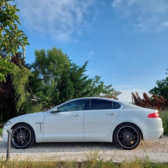 Jaguar XF 3.0 S/C Luxury AWD - 3