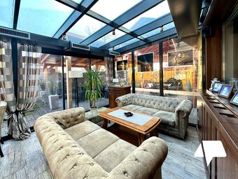 Predaj zabehnutá reštaurácia s veľkým 1- izb. bytom Zlaté Mo - 3