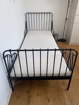 Rastúca posteľ IKEA - čierna - 3
