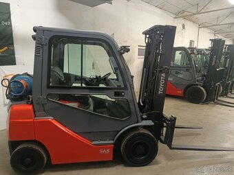 Čelni vysokozdvižný vozík Toyota 02-8FGF20 - 3