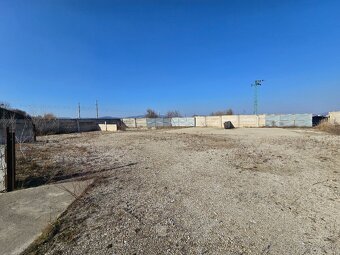 Pozemok na prenájom - 3