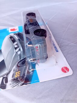 Hot Wheels Godzilla - 3