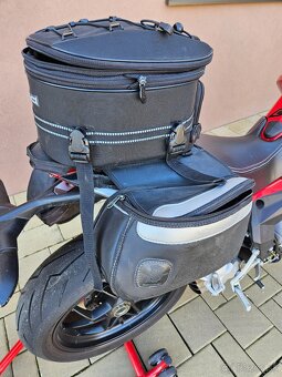 MV AGUSTA BRUTALE 800 - 3