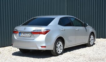 Toyota Corolla 1.6 Valvematic, Automat, SR voz, TOP STAV - 3