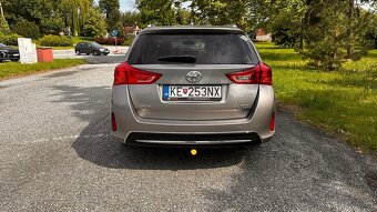 Predám Toyota Auris 1.6 CVT + LPG (Automat) - 3