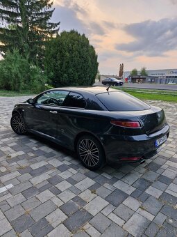 Alfa Romeo GT - 3