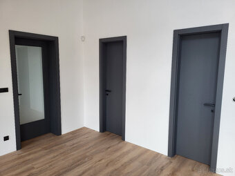 Montáž obložkových zárubní a interiérových dverí - 3