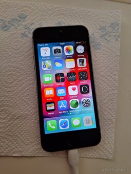 Iphone 5s Strieborny a čierny - 3