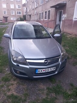 Opel astra - 3