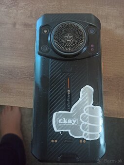 Odolný telefon - 3
