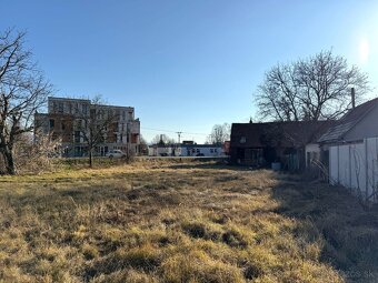 NA PREDAJ STAVEBNÝ POZEMOK - 1830 m2, NOVÁKY - 3