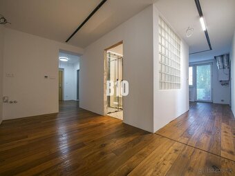 Špičkový 4-izbový byt s garážou, dvoma balkónmi a technológi - 3