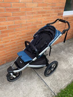 Thule urban glide 2 s bohatym prislusenstvom - 3