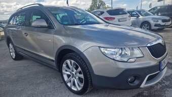 ŠKODA SUPERB COMBI 2.0 TDI - 3