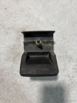 Doraz na predný nárazník - 3