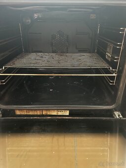 Vstavaný sporák trúba - 3