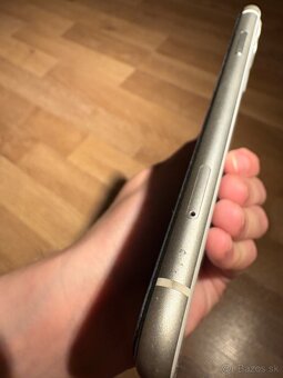 PREDÁM IPHONE 11 64GB - 3