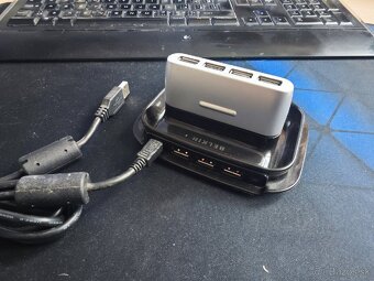 USB hub, USB card reader - 3