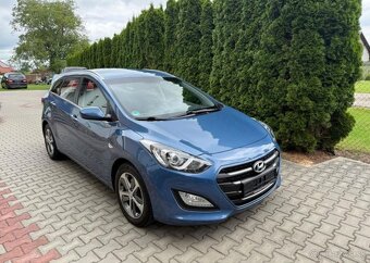 Hyundai i30 1,6CRDi Top stav výhřev volant nafta manuál - 3