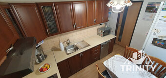 NA PREDAJ čiastočne zrekonštruovaný 3-izbový byt v centre me - 3