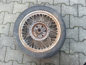 Jawa 250 350 kývačka zadné koleso - 3