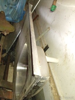 Nerezový drez s odkladom - 3