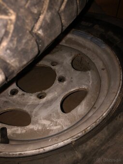 235/75R15 disk s pneu - 3