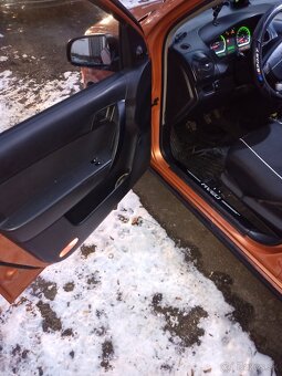 Predám Chevrolet Aveo 1,2 benzín - 3