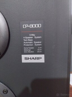 Bedne Sharp zosilnovac universum - 3