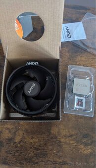 AMD Ryzen 5 5600X Procesor - 3