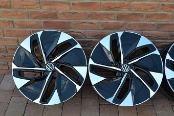 5x112 R19 Hlinikove disky Org. VW model Narvic - 3