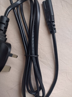 NOVY anglicky napajaci adapter - 3