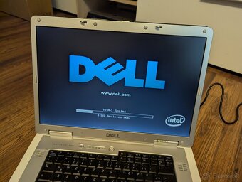 Dell Inspirion 9400 - 3